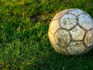 Menolak Judi Bola Bukan karena Haram, tapi karena Nggak Tahu Aturan Mainnya