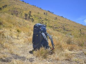 Perancang Tas Gunung Ukuran Sedang Layak Dapat Banyak Pahala karena Karyanya yang Multifungsi