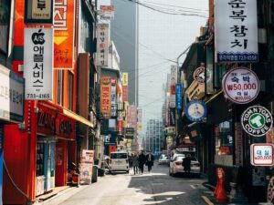4 Alasan Sulitnya Berteman dengan Penutur Asli Bahasa Korea