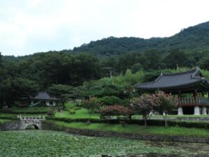 Gunung di Korea Selatan, Dulu Jadi Lahan Istana dan Rumah Ibadah, Sekarang Jadi Tempat Melepas Lelah