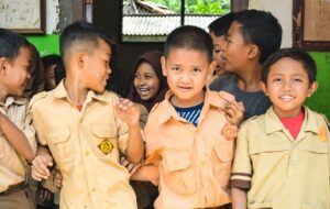 4 Peraturan Sekolah yang Terdengar Ngadi-ngadi dan Panduan Memahaminya