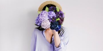 Mau Ngasih Bunga buat Orang Terkasih_ Simak Tipsnya biar Nggak Bikin Salah Paham terminal mojok