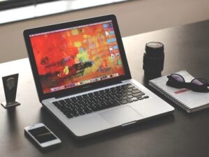 4 Alternatif Profesi di Era Media Sosial yang Bisa Dilamar oleh Lulusan Semua Jurusan