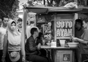 Porsi Soto di Jawa Sedikit Bukan Berarti Orang Jawa Pelit, Simak 4 Alasan Ini!