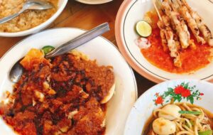 Apakah Betul, Orang Sumatra kalau Makan Lauknya Harus Banyak dan Mewah?