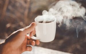 Top Coffee Barista Vs Kapal Api Fresco: Mana Kopi Hitam Saset Paling No Debat?
