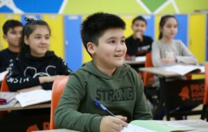 Anak TK dan SD Lebih Perlu PTM ketimbang Mahasiswa yang Udah Divaksin