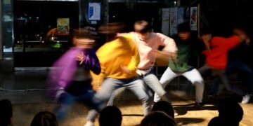 KPop Itu Cuma Hiburan, Plis Sesama Fans Nggak Usah Banyak Tuntutan! terminal mojok.co