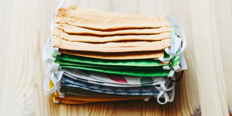 8 Jenis Masker yang Bisa Dipilih sebagai Senjatamu Saat Pandemi terminal mojok.co