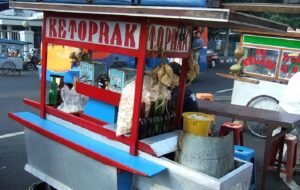 12 Rekomendasi Ketoprak Lezat di Jakarta