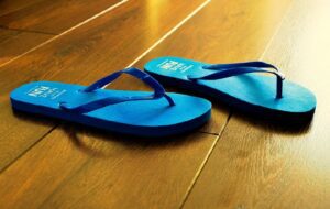 3 Modifikasi Sandal Swallow untuk Mencegah Ghosob