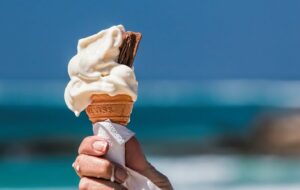 Es Krim McD Geprek: Ide Konten yang Terlalu Berlebihan Atau Sangat Kreatif?