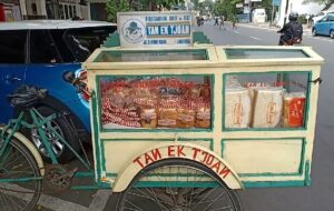 Roti Tan Ek Tjoan, Rasa dari Masa Lalu yang Boleh Diadu