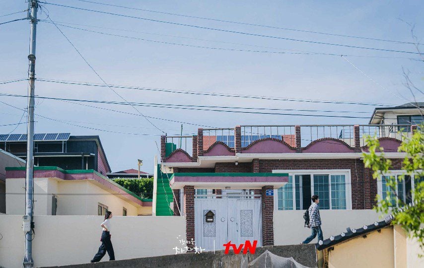 Transformasi Gongjin Hometown Cha-cha-cha dalam Kacamata Sosiologi Pedesaan terminal mojok