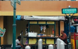 6 Angkringan Kota Jogja yang Paling Enak dan Nyaman