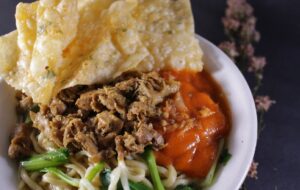 Hal Menyebalkan Saat Makan Mi Ayam yang Jarang Kita Sadari