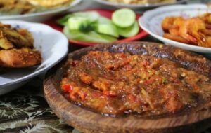 5 Rekomendasi Warung Pokwe Andalan Mahasiswa UNS yang Wajib Dicoba para Maba