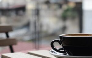 Bahas Proker di Warung Kopi: Hasil Nihil, Ngantuk sih Iya
