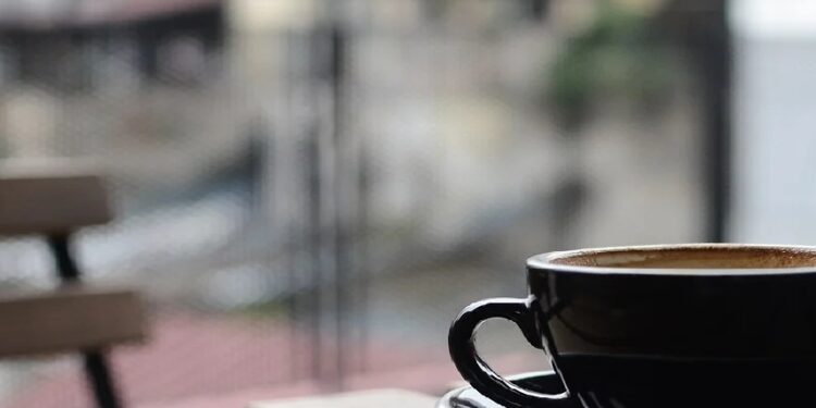 bahas proker di warung kopi