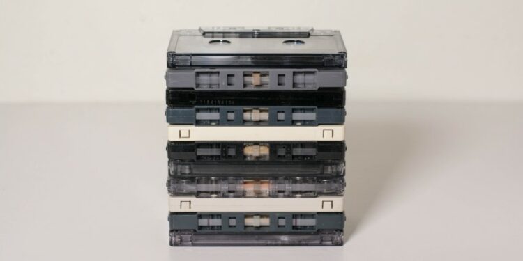 Lagu Indonesia Era 90-an yang Masih Relevan Lampaui Zaman terminal mojok.co