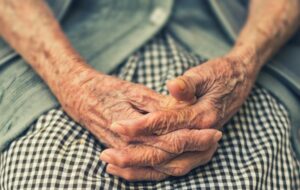 Baliho Times Square dan Nenek Trimah: Bukti MS Glow Jagoan Marketing