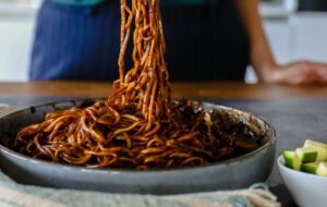 Selain Mie Gacoan, Ini Mi Pedas di Malang yang Worth It dan Nggak Antre Lama