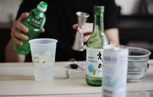 4 Hal yang Bikin Drama Work Later Drink Now Memikat untuk Ditonton