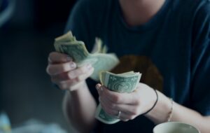 Crazy Rich ala PNS yang Tunjangannya Bikin Kamu Iri