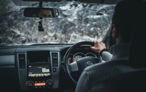 4 Hal yang Dirasakan Sopir Mobil Newbie: Sedikit Tenang, Banyak Paniknya