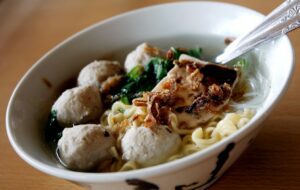 3 Hal yang Bikin Makan Bakso di Rumah Terasa Jauh Lebih Nikmat