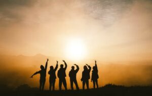 Jenis-jenis Hubungan Pertemanan dalam Bahasa Sunda