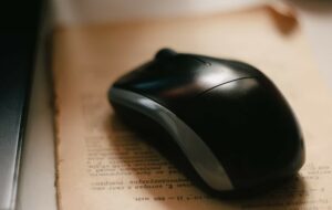 Mouse Kabel vs Mouse Wireless: Mana yang Lebih Mantap?