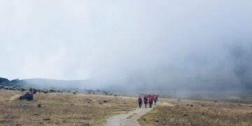 Sejarah Gunung Gede Pangrango dan Mitos Makhluk Gaib Pengganggu Pendaki terminal mojok