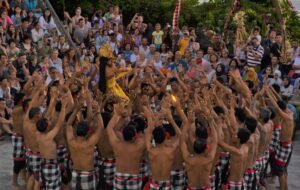 Tari Kecak: Tarian Tradisional yang Kaya akan Filosofi Pulau Dewata