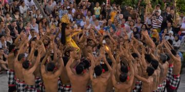 Tari Kecak, Tarian Tradisional yang Kaya akan Filosofi Pulau Dewata terminal mojok