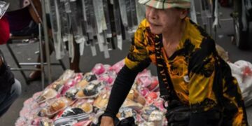 Thrifting Bukan Budaya Surabaya, Budaya Surabaya Adalah TP Pagi terminal mojok