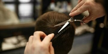 Tips Potong Rambut buat Kamu yang Nggak Paham Model terminal mojok