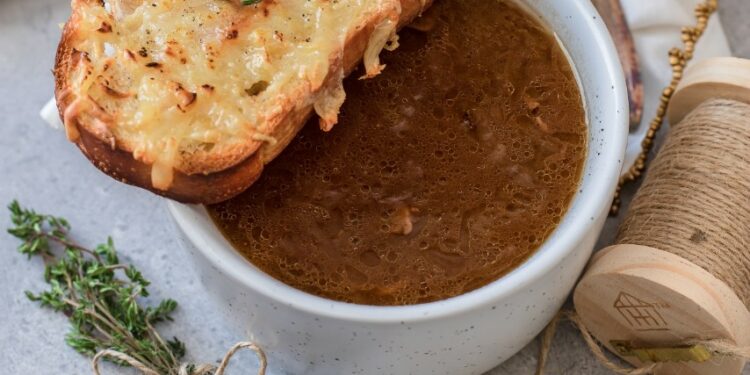 3 Daerah Penghasil Rawon Paling Enak di Jawa Timur terminal mojok.co