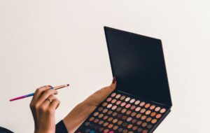 4 Konten Kreator Make Up di TikTok yang Cantul