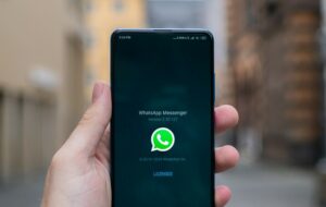 Ketika Anggota Grup WhatsApp Ada yang Tersandung Korupsi