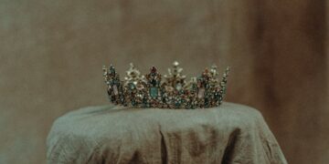 Mengenal 6 Penyakit yang Muncul dalam Serial The Crown terminal mojok.co