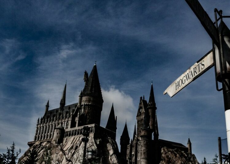 5 Tempat di Sekolah Sihir Hogwarts yang Sebaiknya Tidak Dikunjungi terminal mojok.co