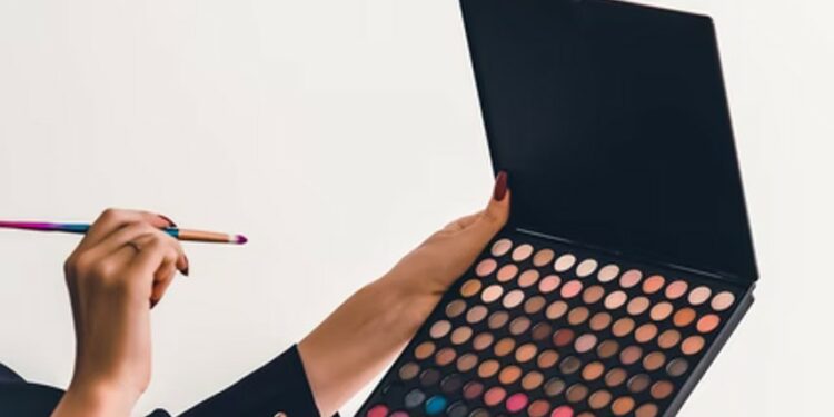 10 Eyeshadow Palette Murah dan Bagus di Bawah 30 Ribu Terminal Mojok