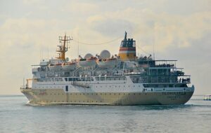 5 Hal Menarik Saat Naik Kapal Pelni dari Baubau ke Makassar