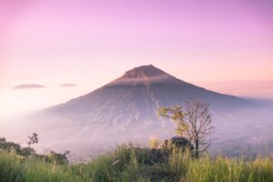 4 Tempat Camping di Temanggung dengan View Gunung Sindoro dan Sumbing