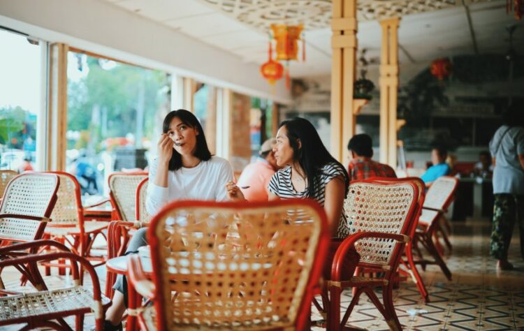5 Tempat Makan di Surabaya yang Udah Berusia Puluhan Tahun terminal mojok.co