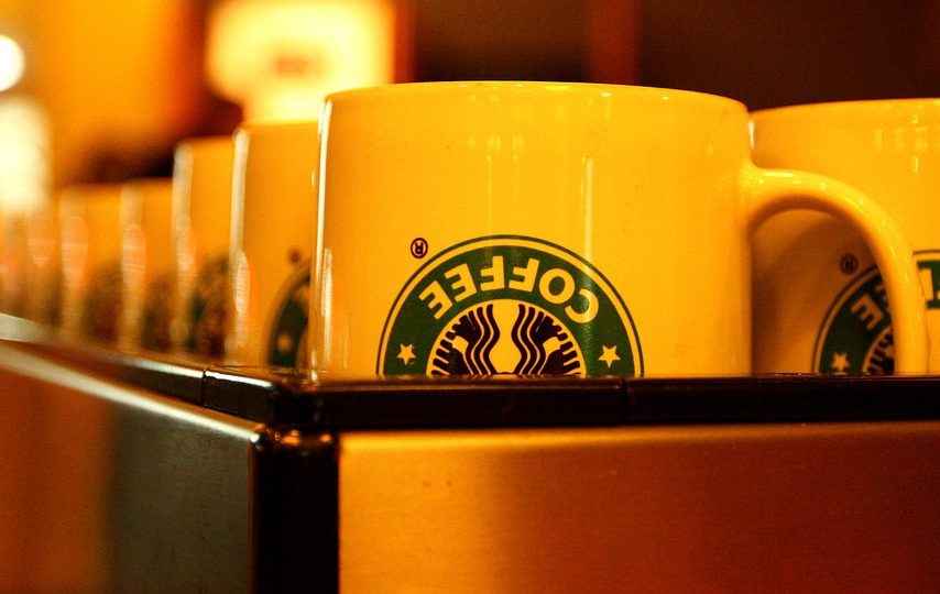 Starbucks Reserve, Gerai Premium Starbucks yang Layak Kalian Coba starbucks kaleng