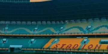 4 Macam Sensasi Tempat Duduk di Stadion Manahan Solo terminal mojok.co