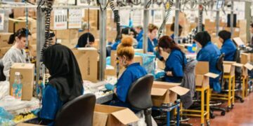 5 Stereotip Buruh Pabrik yang Perlu Dikoreksi Terminal Mojok