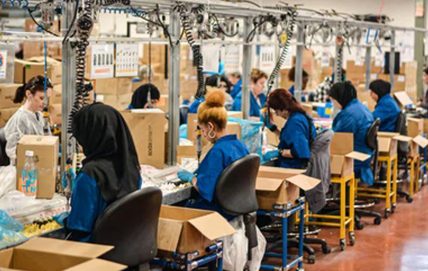 5 Stereotip Buruh Pabrik yang Perlu Dikoreksi Terminal Mojok